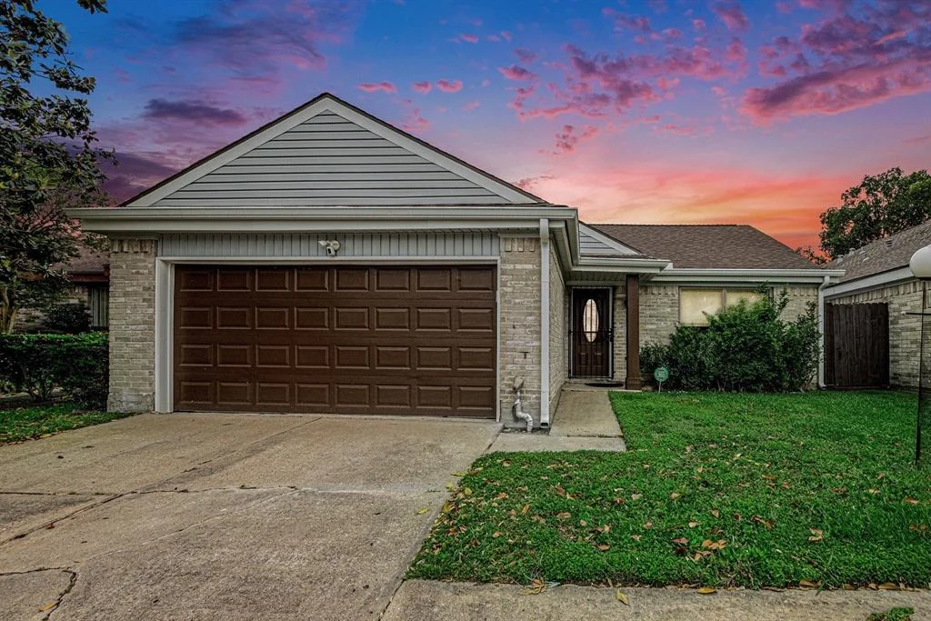 Photo of 6138 Linnhaven Drive