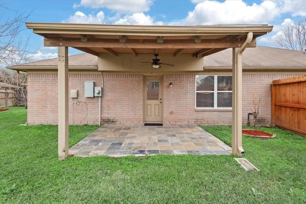 Photo of 14203 Old Dock Lane
