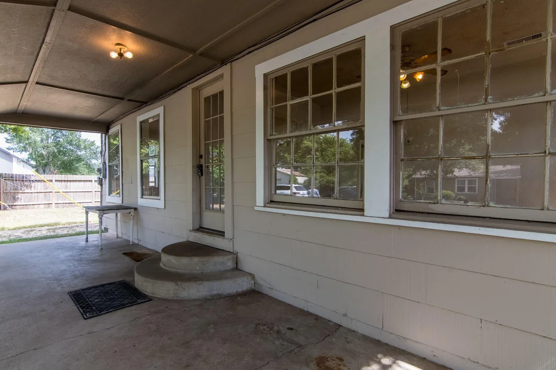 Photo of 1004 Barbara Street
