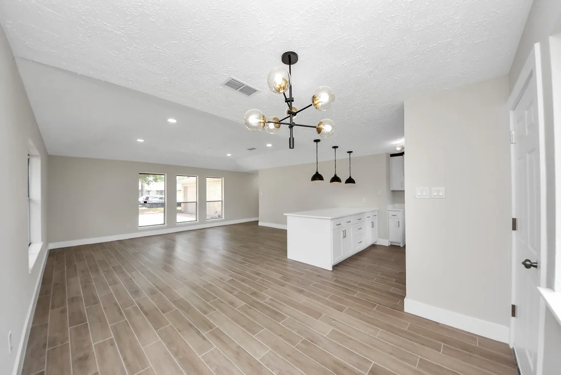 Photo of 4619 Whispering Rock Lane