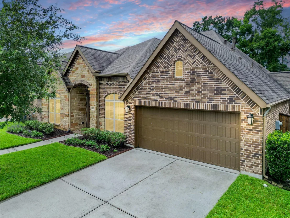 Photo of 18828 Collins View Drive