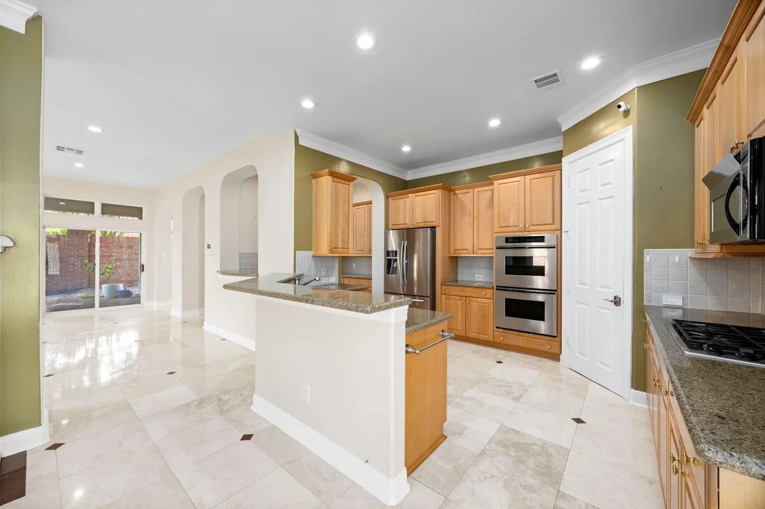 Photo of 2814 Tudor Manor