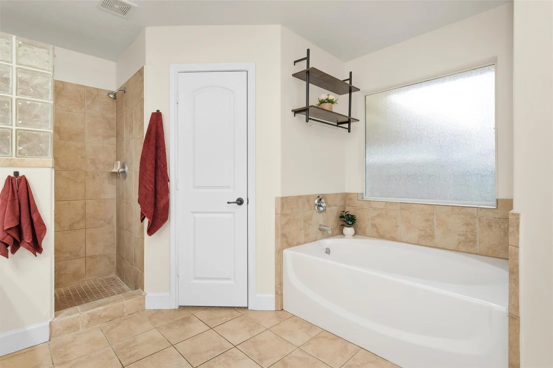 Photo of 5226 Sunshine Point