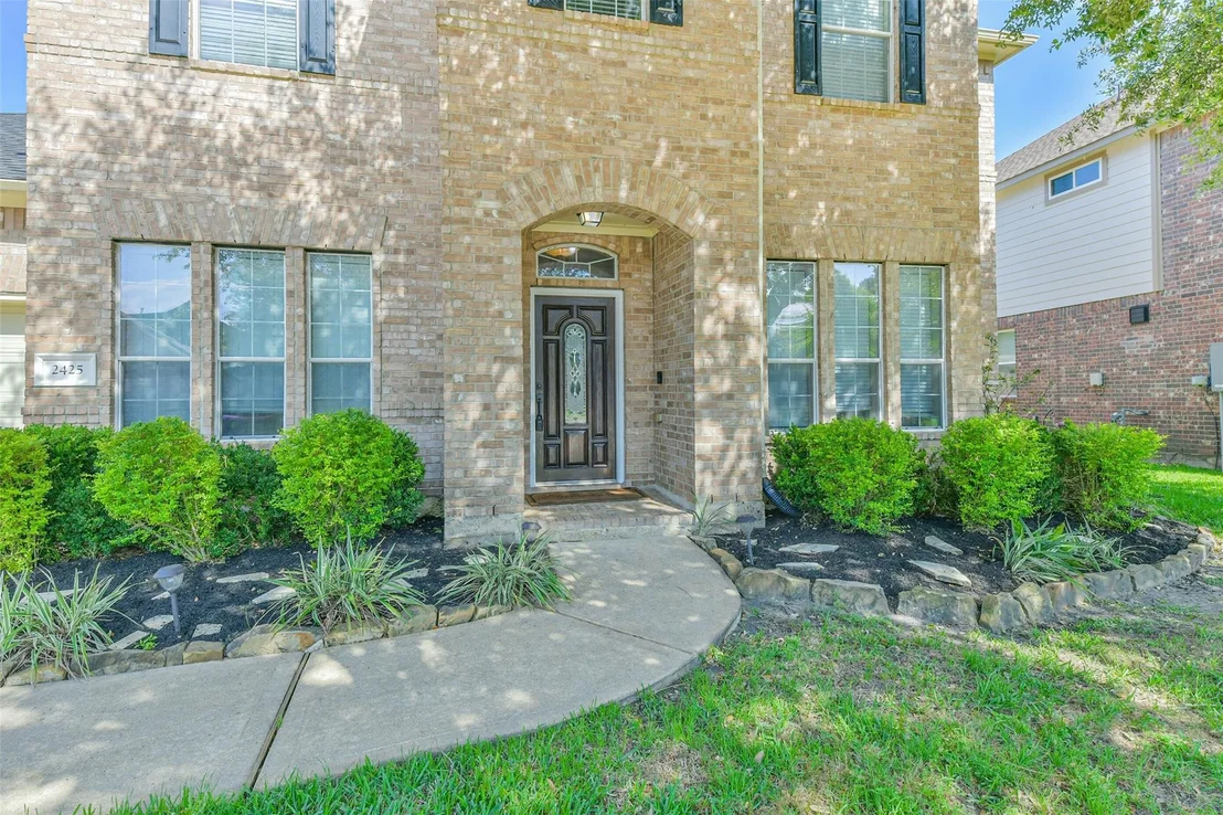 Photo of 2425 Harbor Chase Drive