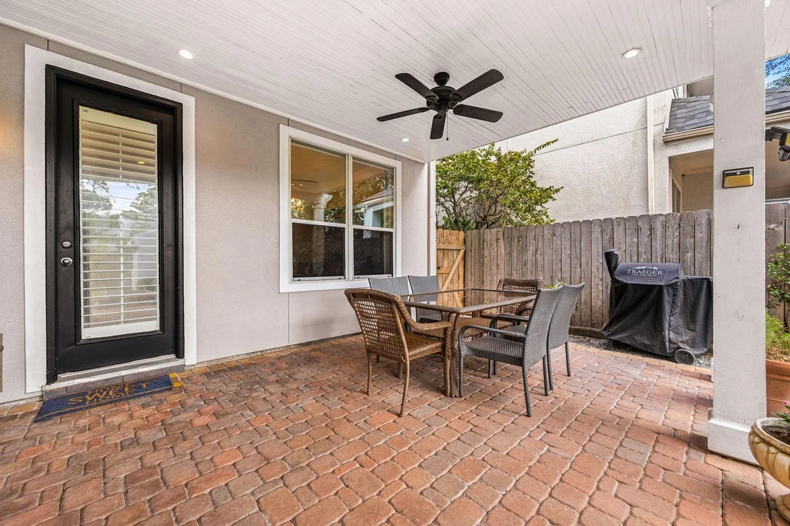 Photo of 137 White Drive