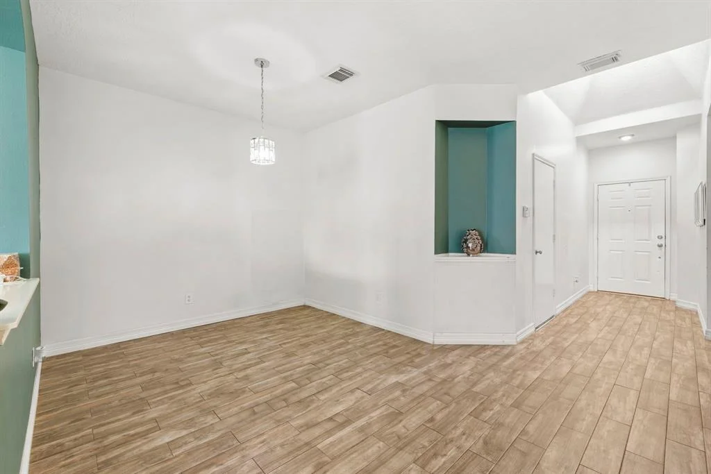 Photo of 1126 Heathfield Drive