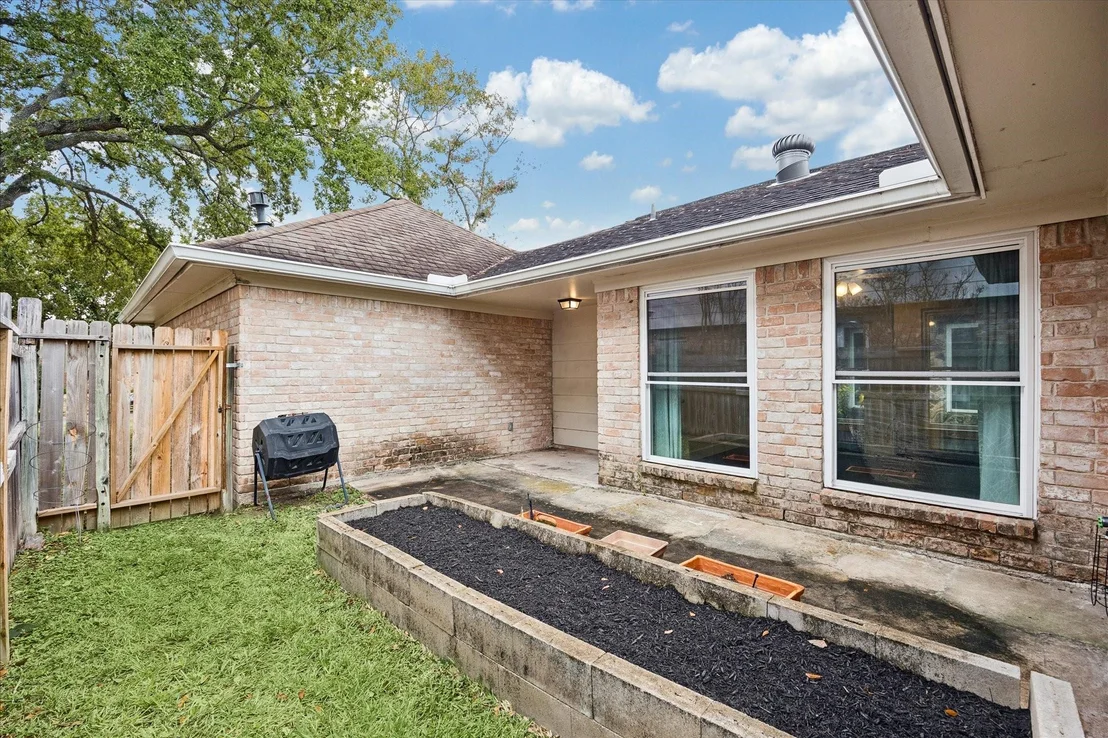 Photo of 10638 Bob White Drive