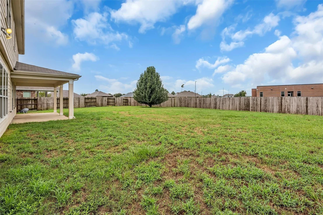 Photo of 20519 Pembridge Green Drive