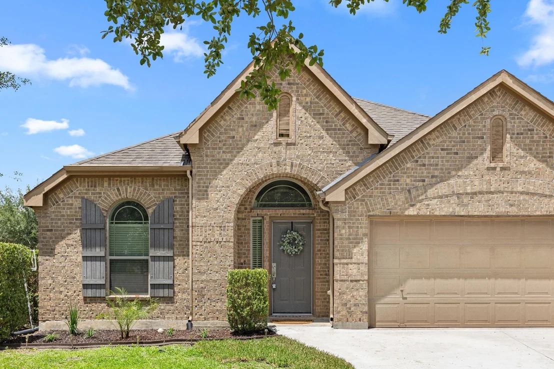 Photo of 2118 Midnight Lane