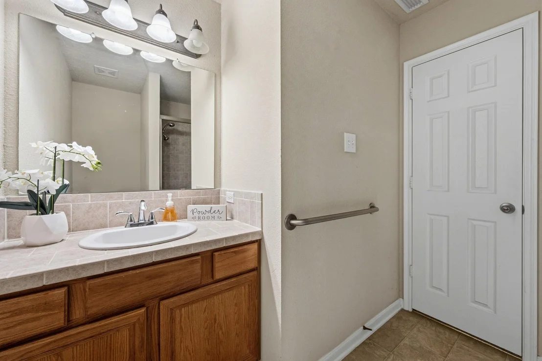 Photo of 27974 Southland Drive