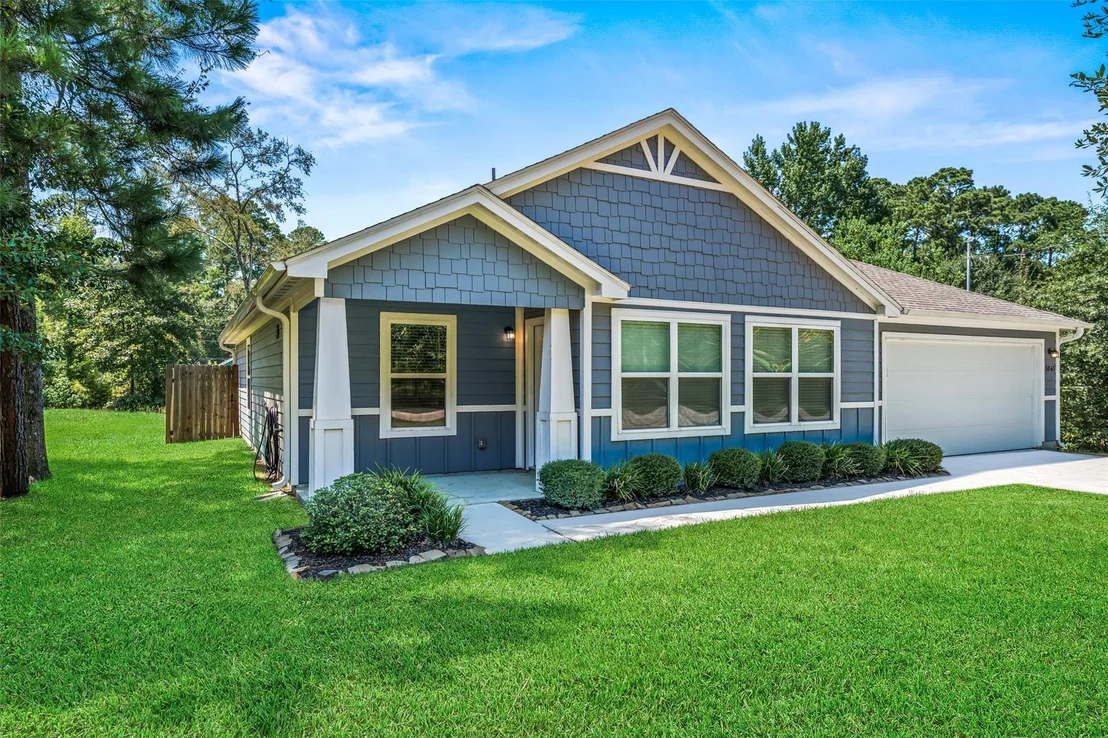Photo of 15843 Oak Drive