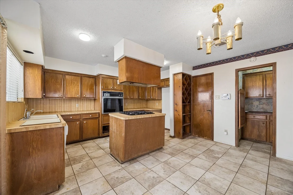 Photo of 4226 Willow Beach Drive