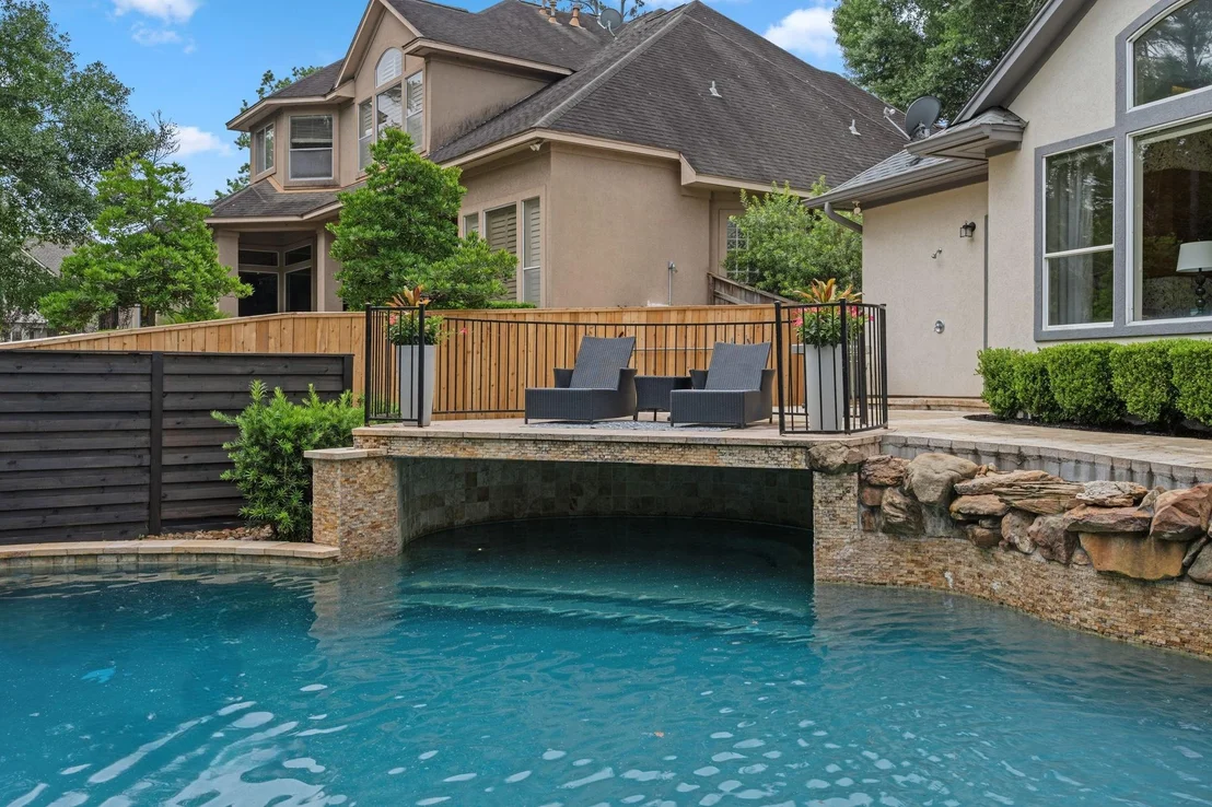 Photo of 63 W Horizon Ridge Place