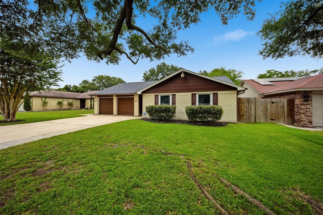 Photo of 9418 Kilrenny Drive