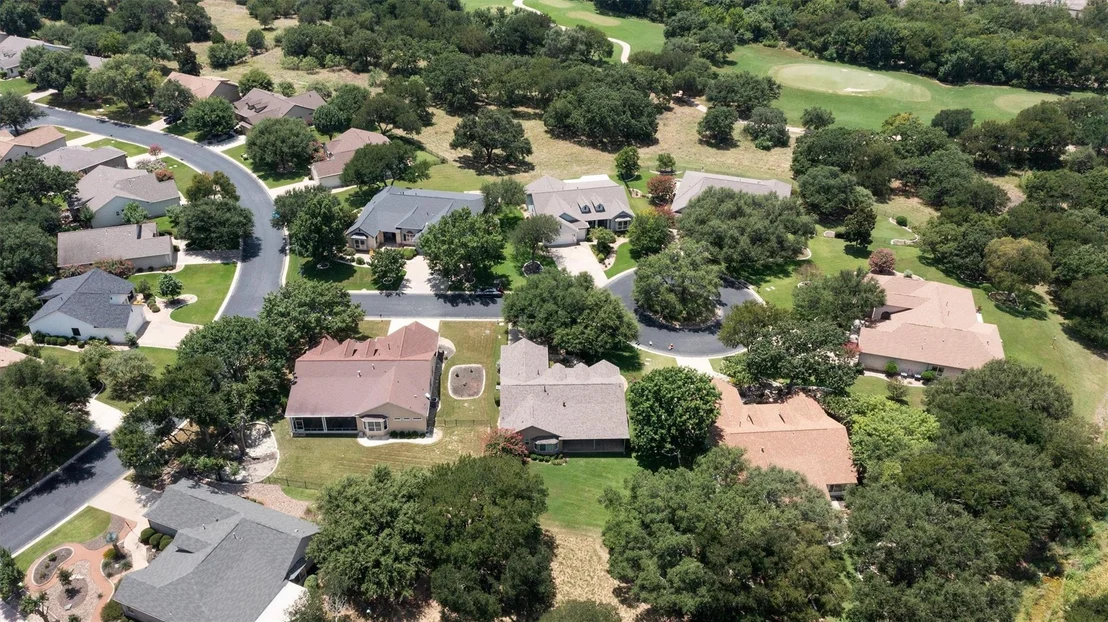 Photo of 103 Brooks Circle