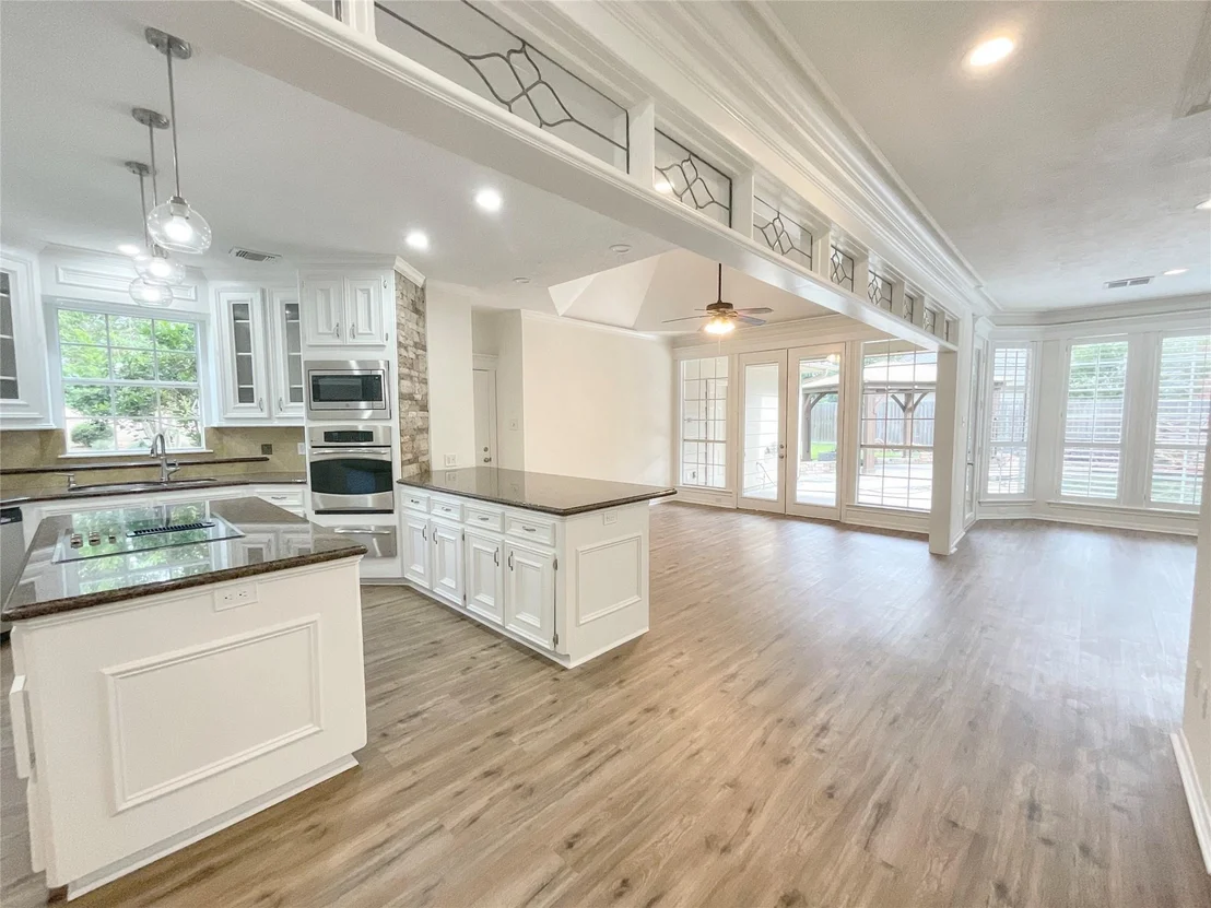 Photo of 1810 Seven Maples Drive