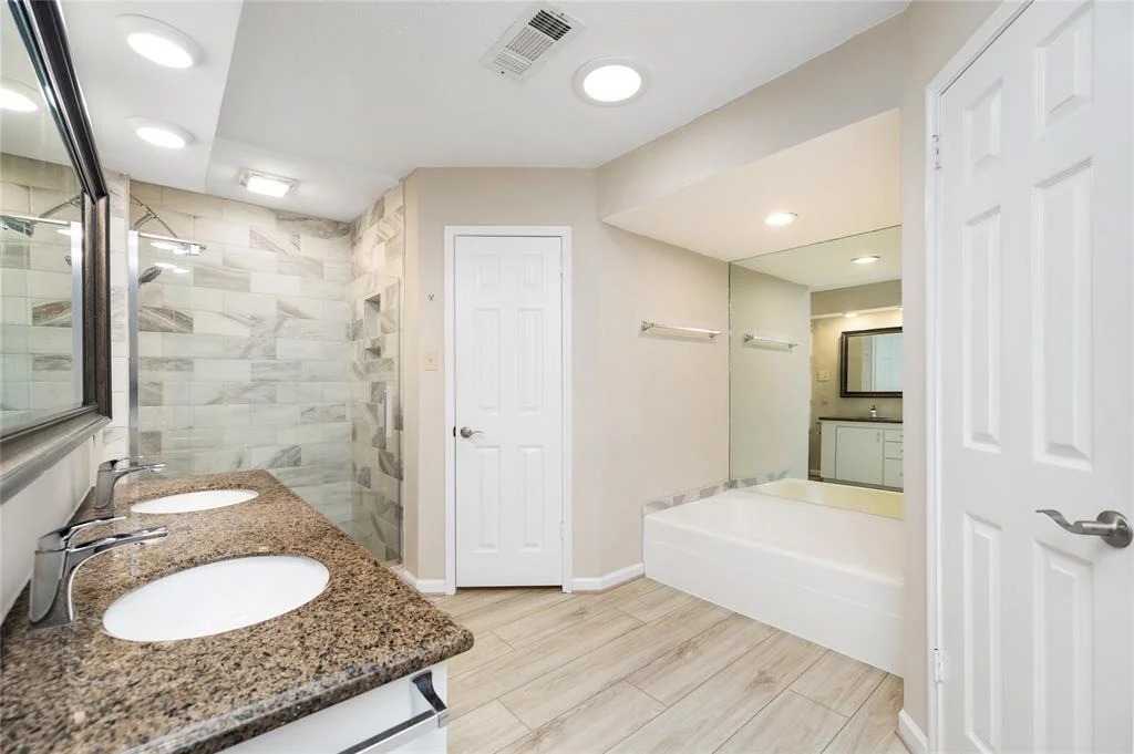 Photo of 15803 Winding Moss Drive