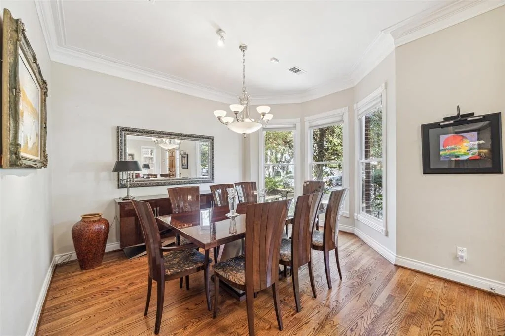 Photo of 4135 Amherst Street