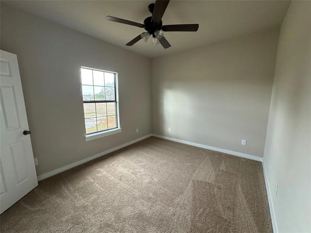 Photo of 20 Meadow Lake