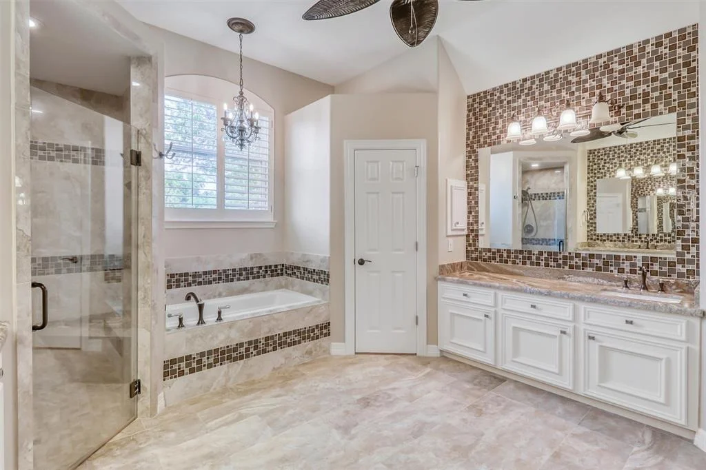 Photo of 2114 Summerland Drive N