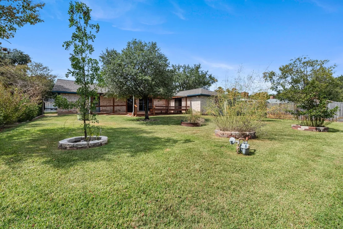 Photo of 3509 Oak Hill Drive