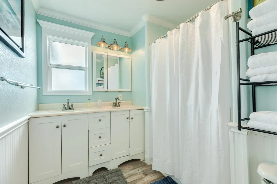 Photo of 215 Spoonbill Place