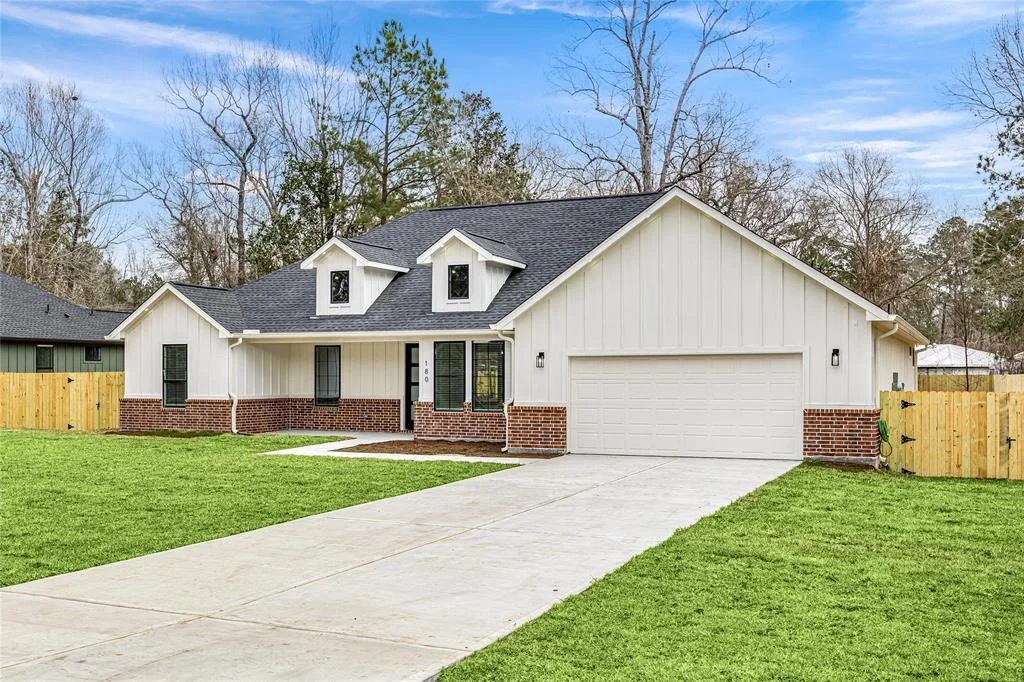 Photo of 180 County Road 3669b