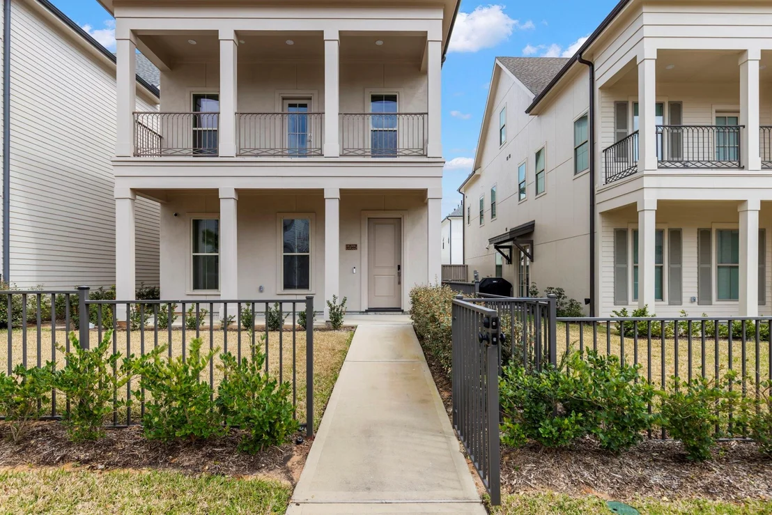 Photo of 25225 Liberty Mill Drive