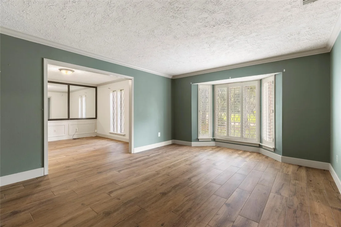 Photo of 8215 Winding Hill Lane