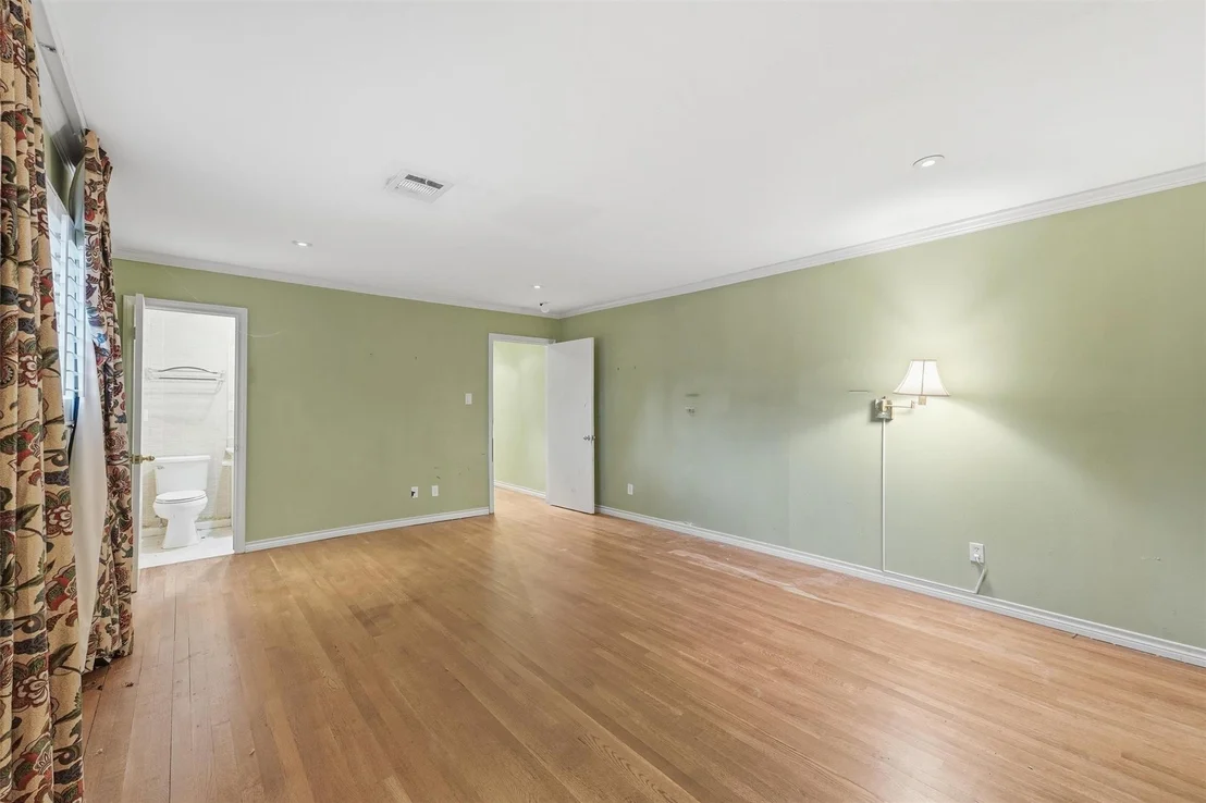 Photo of 1519 Droxford Drive