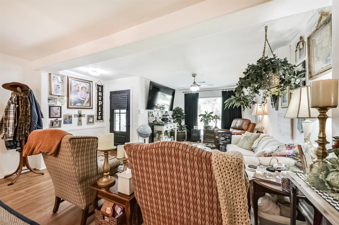 Photo of 1411 Blackburn Drive
