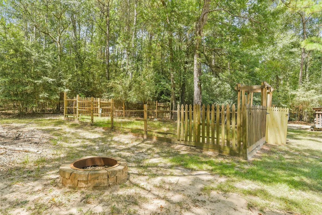 Photo of 4046 Highland Pass