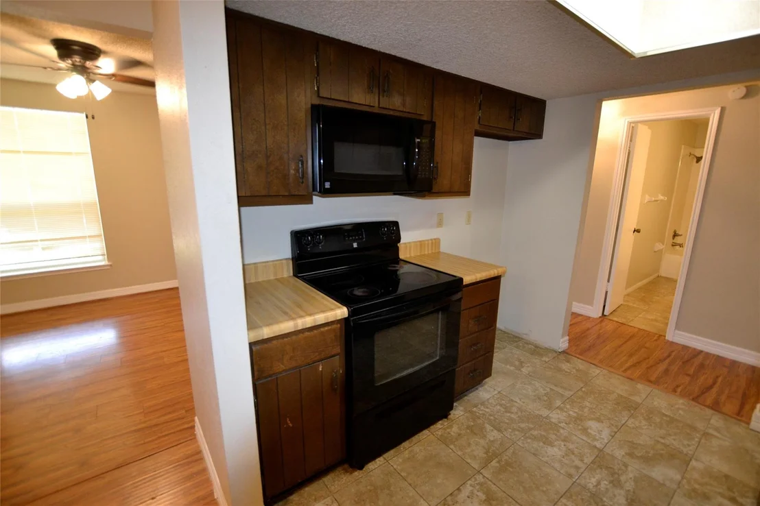 Photo of 2135 Whiteback Drive