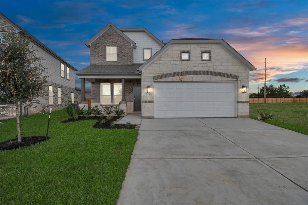 Photo of 15815 Walnut Leaf Lane