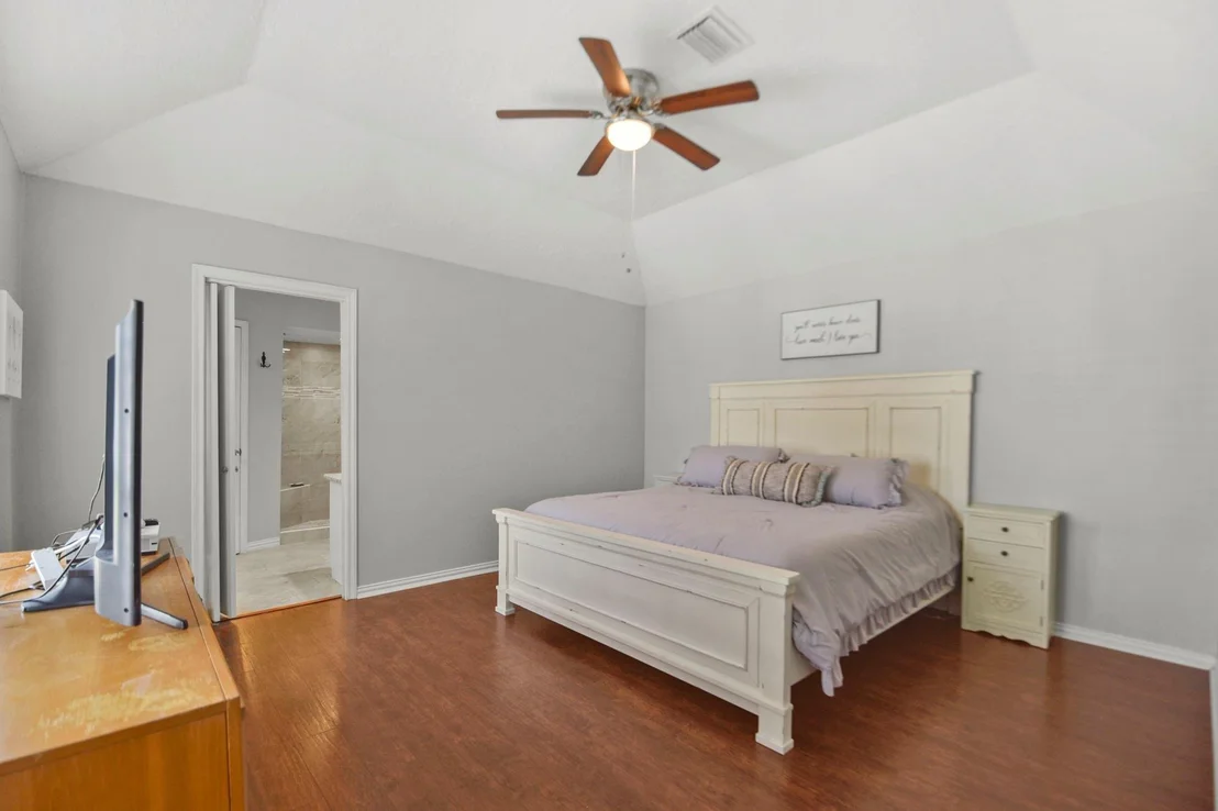 Photo of 1319 Crossfield Drive