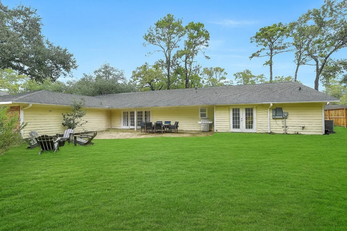 Photo of 10635 N Evers Park Park