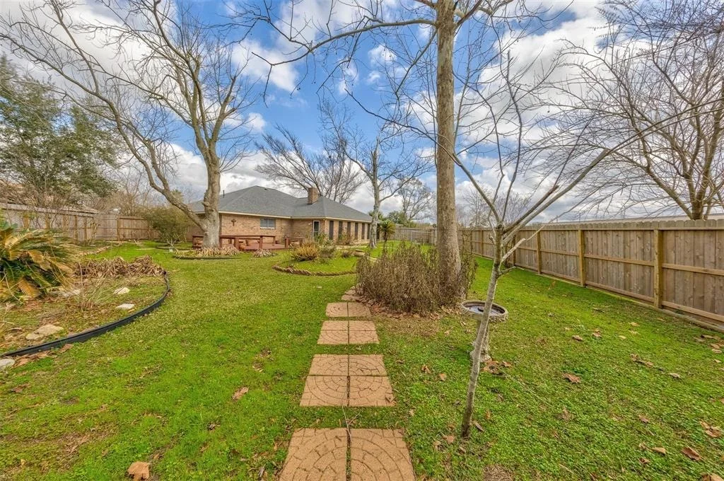 Photo of 4602 Iroquois Drive