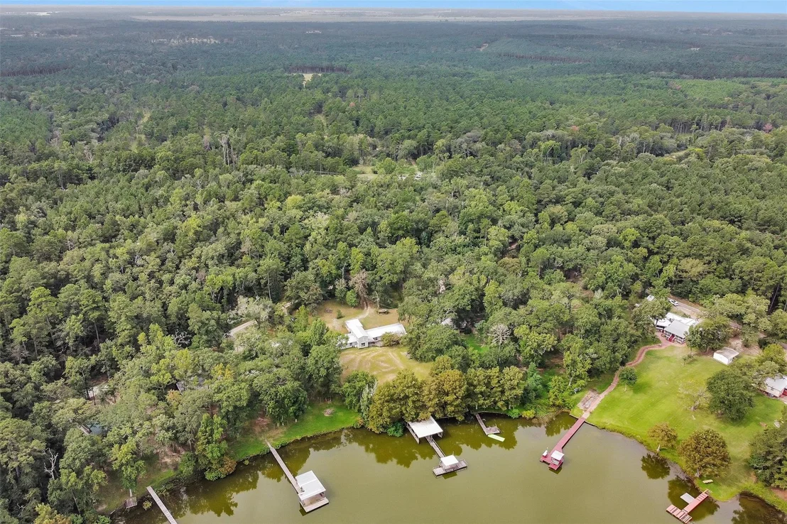 Photo of 328 Dogwood Forest Trail