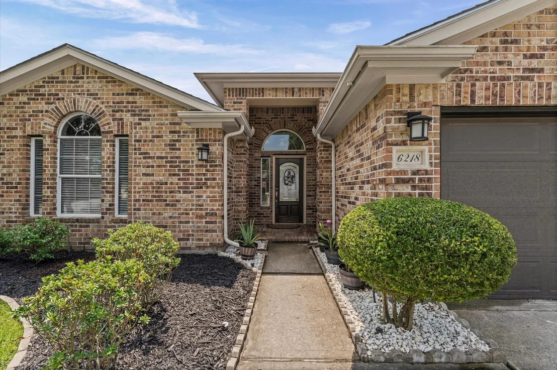 Photo of 6218 Knollwood Trail