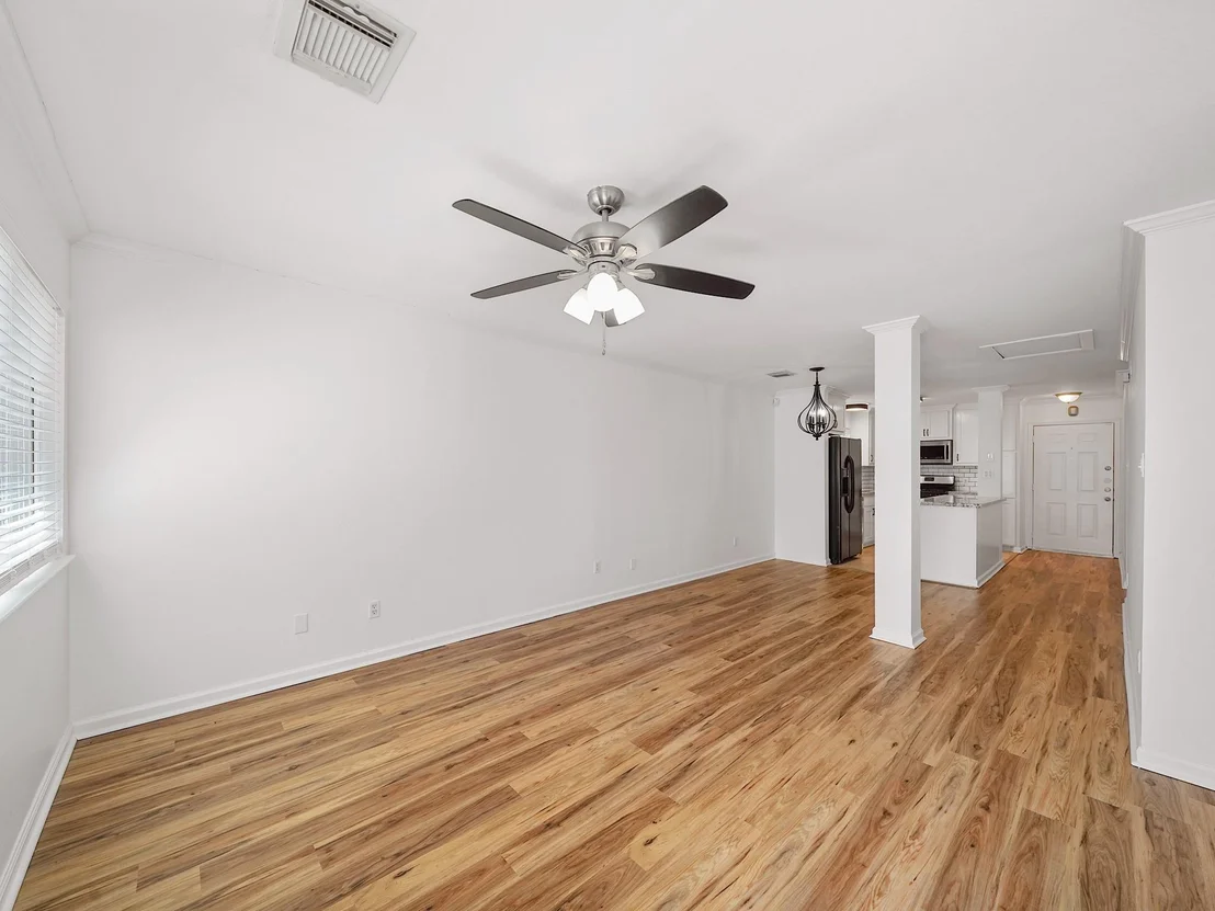 Photo of 6139 Lone Prairie Way