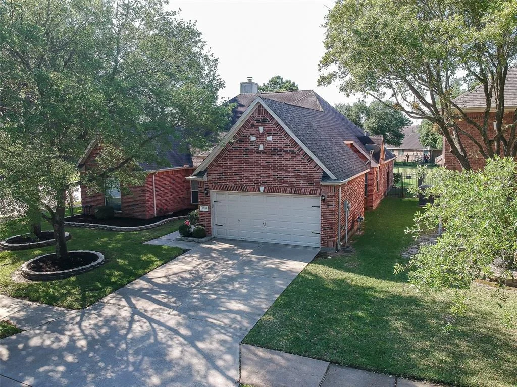Photo of 17003 Nautical Pointe Lane