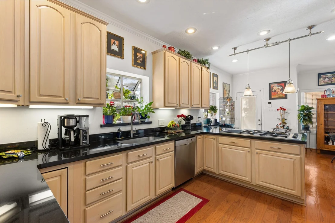 Photo of 3902 Haven Pines Drive