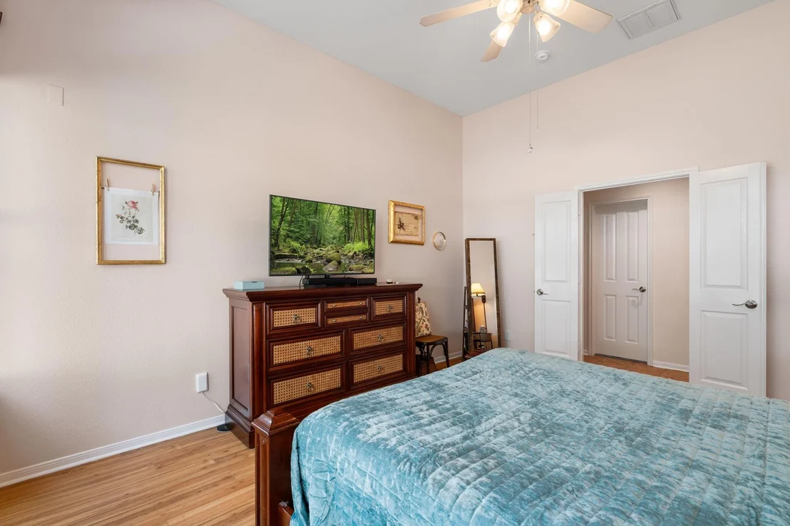 Photo of 30 Lyreleaf Place