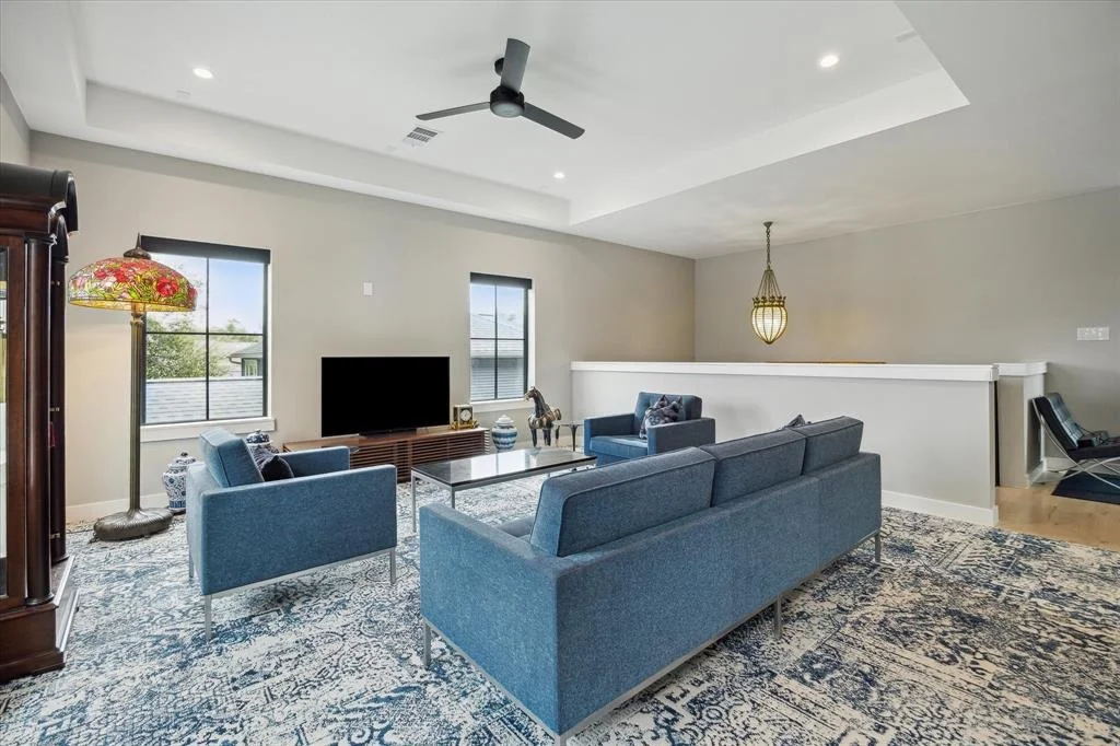 Photo of 2535 White Oak Drive