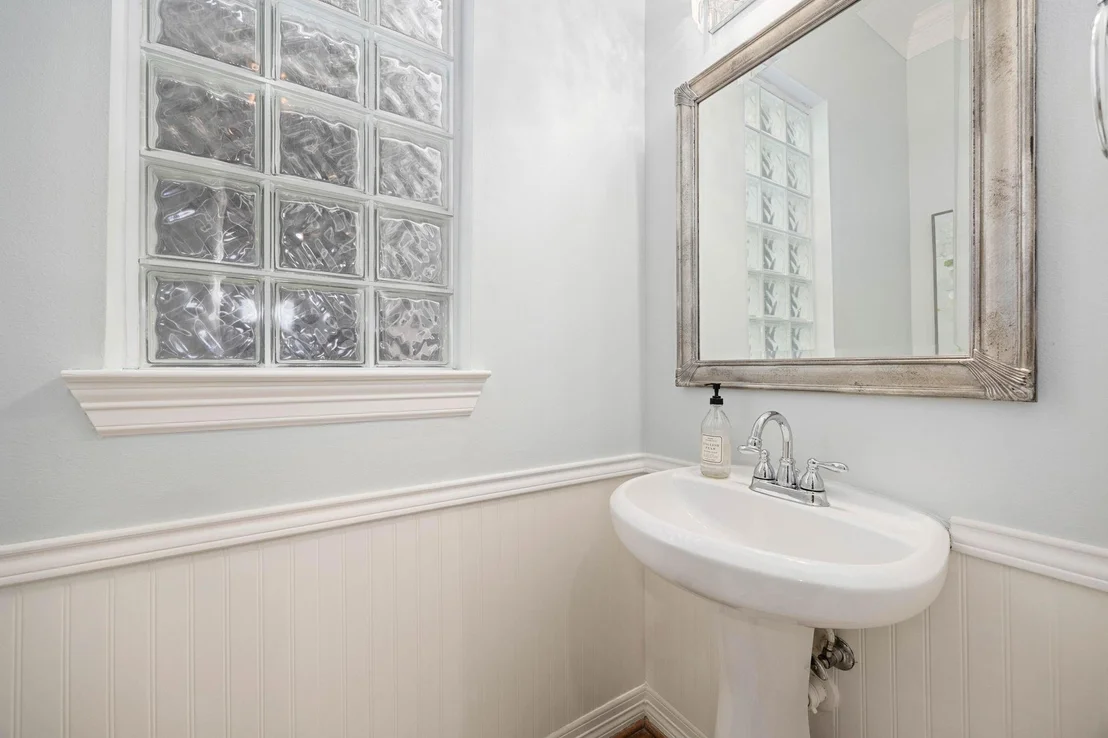 Photo of 137 White Drive