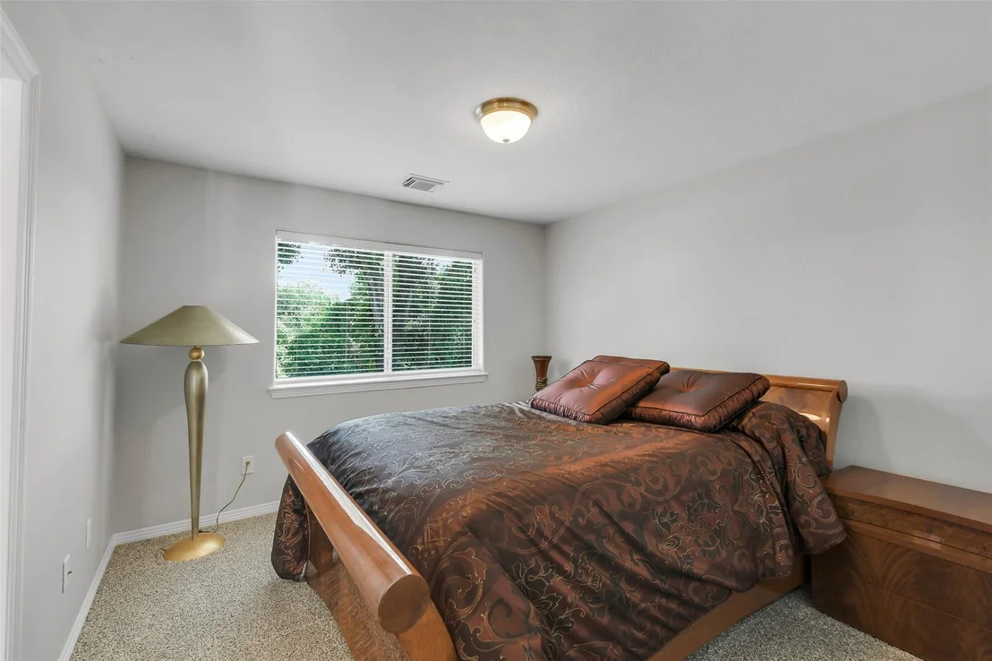 Photo of 14906 Windsor Manor