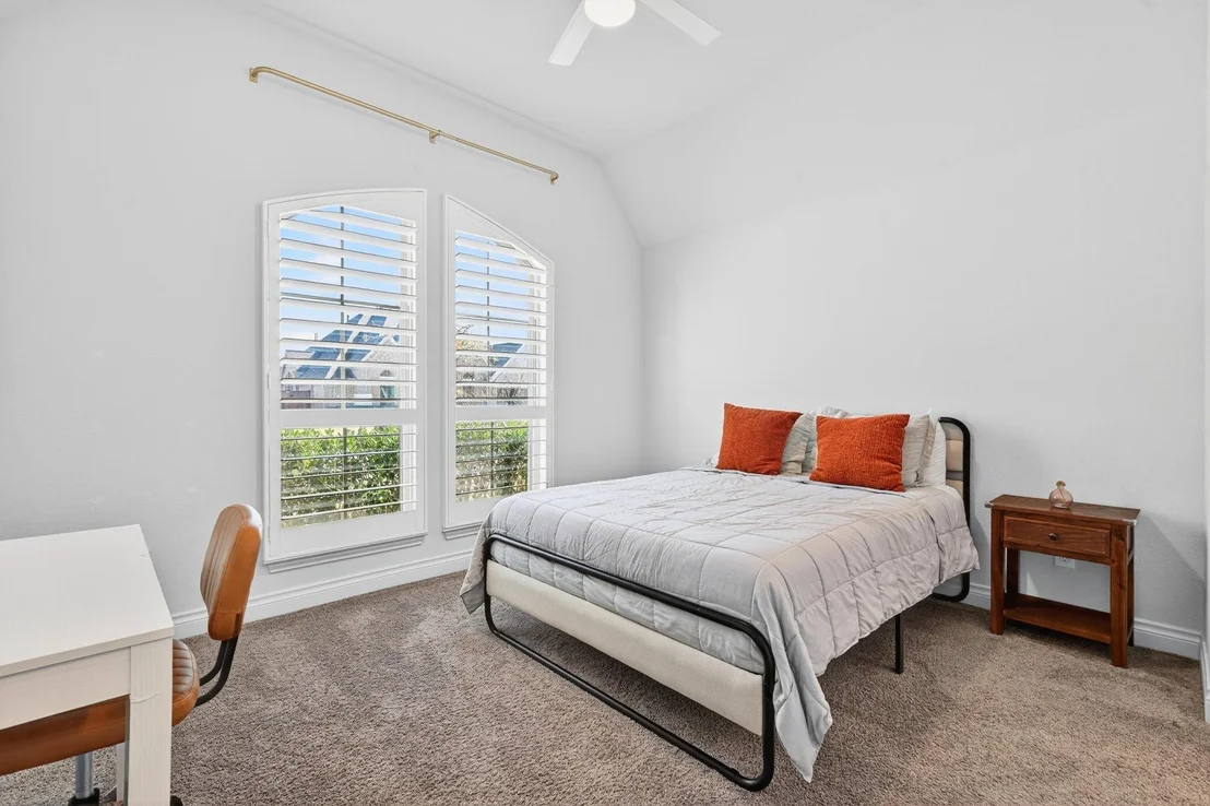 Photo of 25121 Pinebrook Grove Lane
