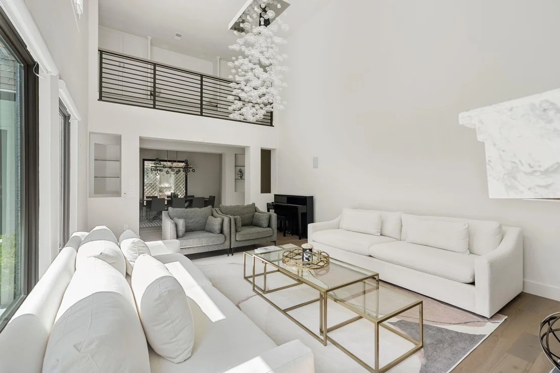 Photo of 6348 Vanderbilt Street
