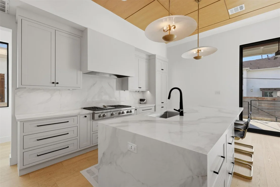 Photo of 544 Cascade Street