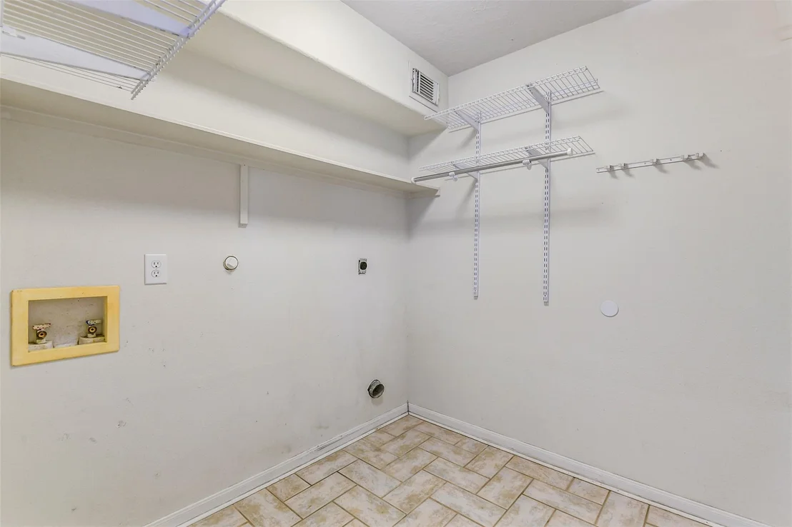 Photo of 1815 Halyard Drive